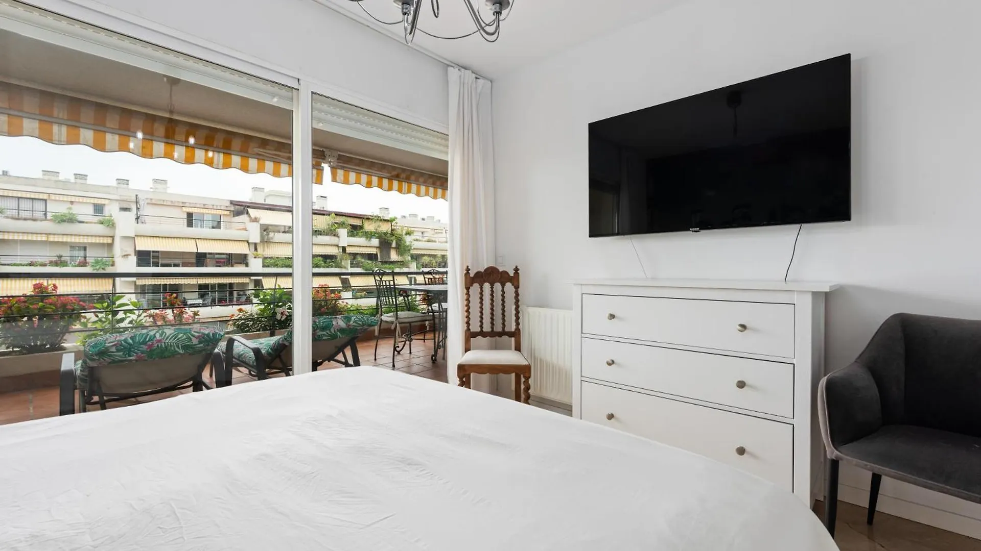 아파트 Apartamento Familiar Guadalmina 마르베야