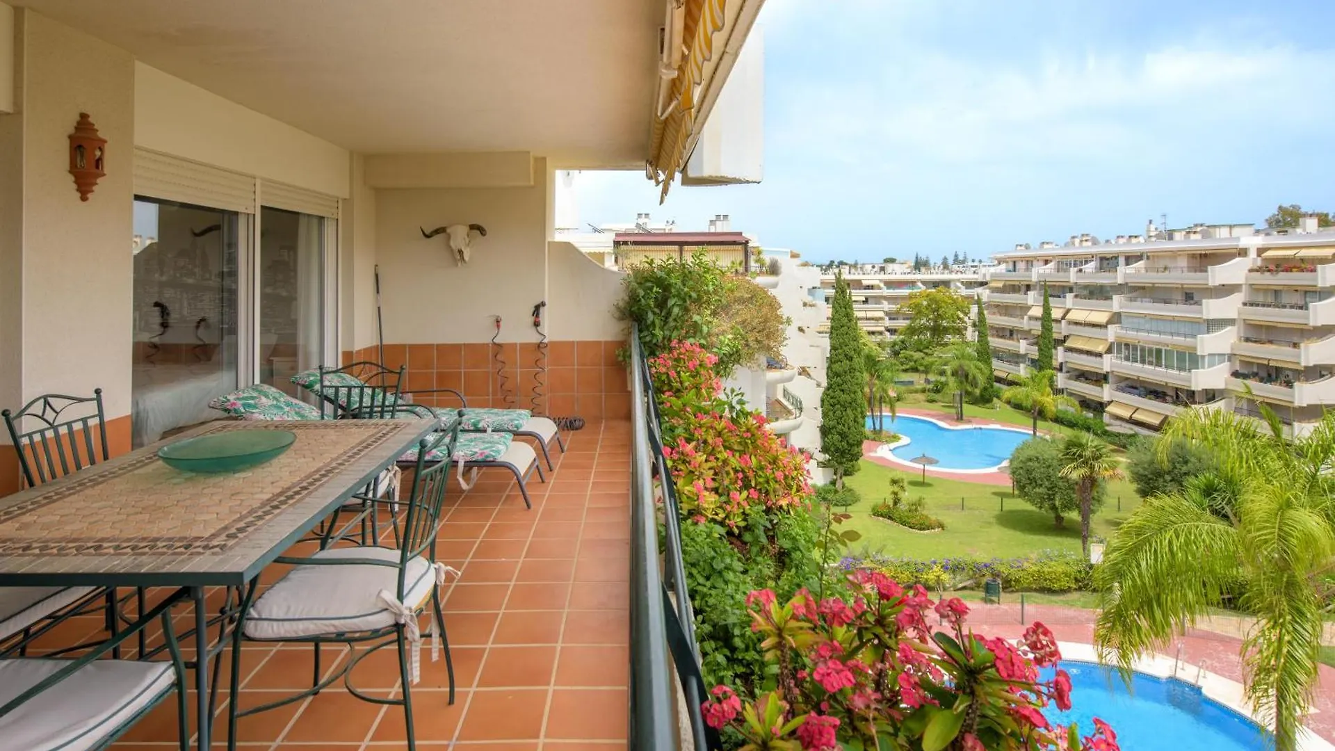 Apartamento Familiar Guadalmina 마르베야
